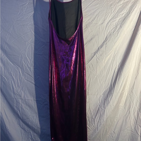 Elegant Purple Women's Dress - Picture 3 of 4